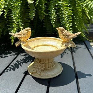 Birds on a Birdbath Statue